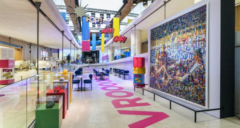 Renault célèbre l’art et la culture populaire dans sa nouvelle exposition aux Champs-Elysées