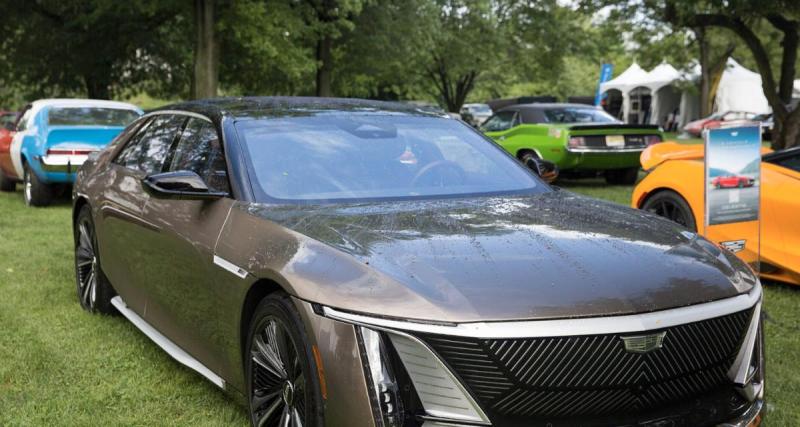  - Il dépense plus de 900 000 € pour un véhicule… qu’il ne peut presque pas conduire chez lui