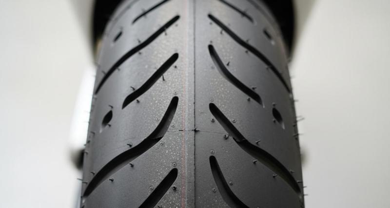  - Choisir les bons pneus pour sa moto : guide pratique pour une conduite sécurisée