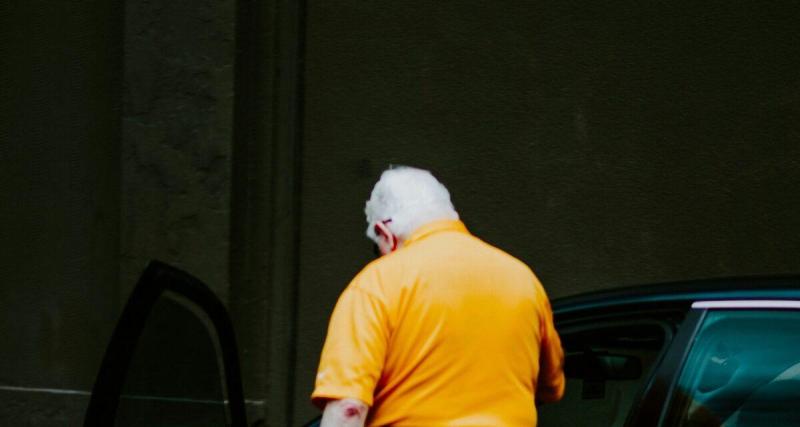  - À 94 ans, il est prisonnier d’un contrat de voiture : l’incroyable histoire d’un grand-père piégé par son leasing