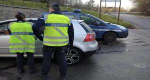 Un simple contrôle routier a suffi à le coincer : ce jeune conducteur faisait déjà l'objet d'un mandat d’arrêt pour conduite après drogue en récidive !