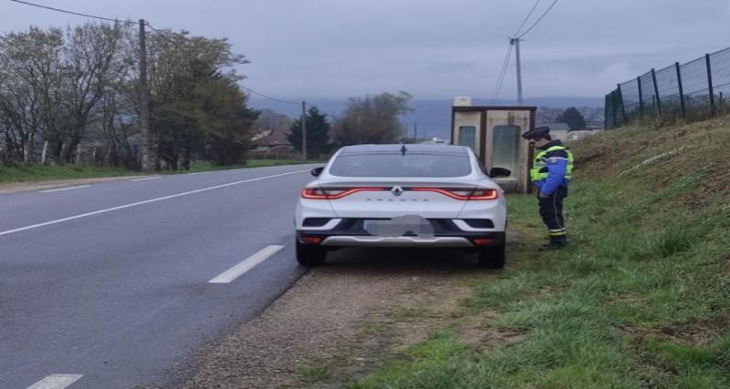  - On lui vole sa voiture : elle marche près de deux heures par jour pour aller travailler
