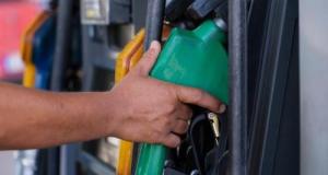 Diesel et essence prennent 7 centimes, les prix des carburants grimpent ensemble