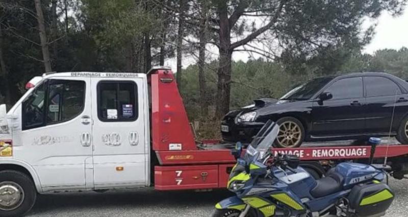 Au volant d’une ancienne Subaru, il défie le radar et se fait flasher à toute vitesse dans une petite ville