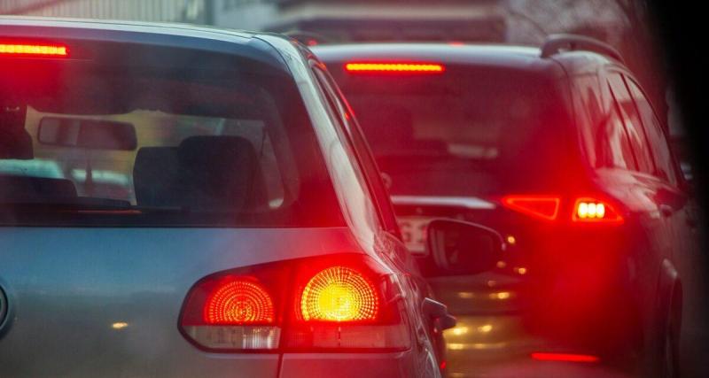  - Il offre 25 000 € aux automobilistes qui abandonnent leur permis de conduire : ce pays européen lance une initiative inédite