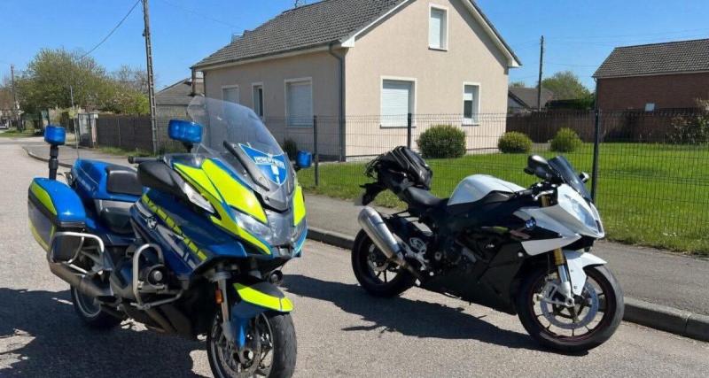 ‎À 278 km/h au lieu de 90, il pensait passer entre les mailles : rattrapé après une course folle, ce motard paie le prix fort