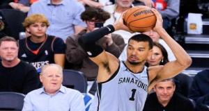 NBA : Victor Wembanyama joue les sauveurs face aux Phoenix Suns