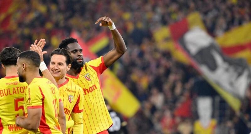  - Lens ne fait qu'une bouchée d'Angers et passe provisoirement leader de Ligue 1
