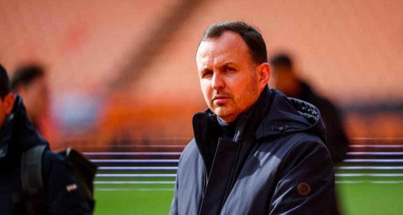  - Lens : "Une situation ubuesque", Benjamin Parrot sort les griffes face au PSG