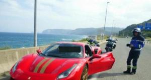 242 km/h sur autoroute : la Ferrari saisie sur-le-champ, le conducteur perd son permis et fait face à des sanctions record