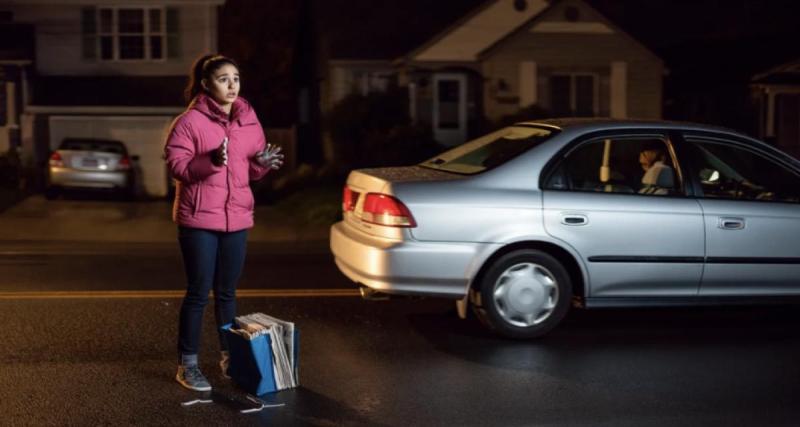  - Elle livre les journaux à 4h du matin et se fait voler sa voiture en une fraction de seconde