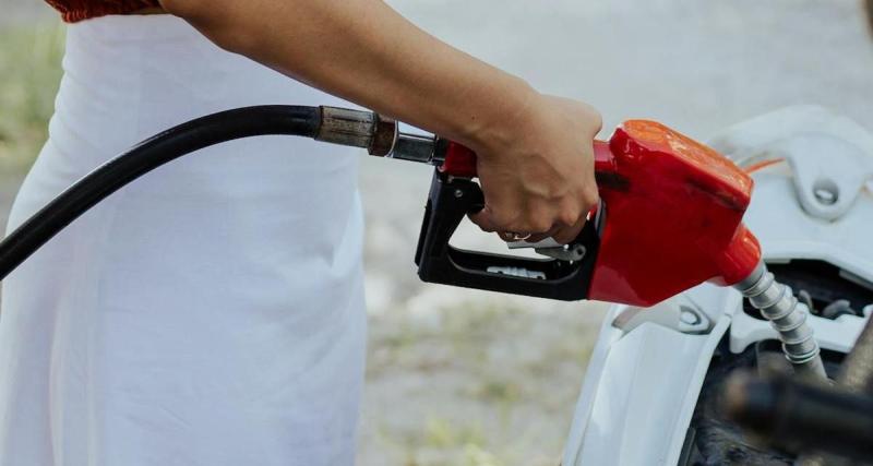  - Prix des carburants, pourquoi leur baisse va prendre du temps