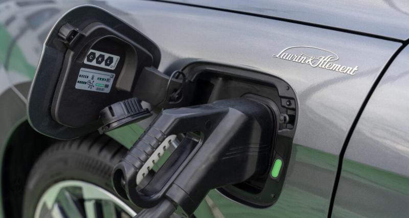  - Pour une nuit de recharge sur son véhicule électrique, il paye plus de 300€… Incompréhension totale