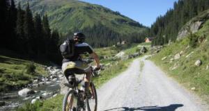 Un VTT à plus de 100 km/h double la police : le “bolide” saisi sur-le-champ