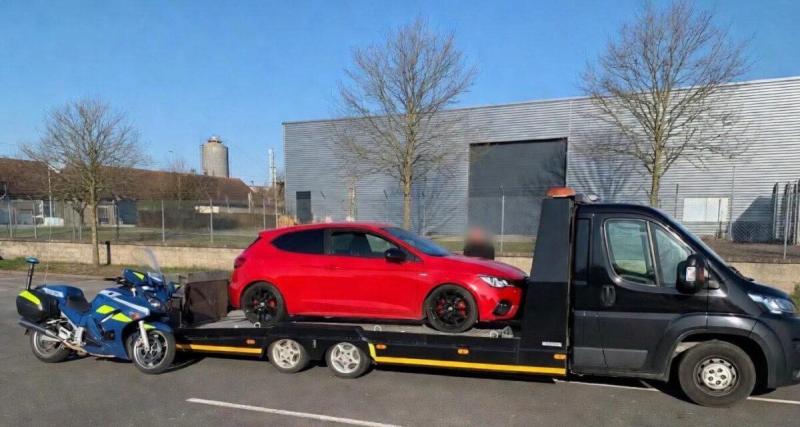 Une SEAT León modifiée et flashée à 231 km/h : quand l’excès de vitesse peut coûter très cher, en points, argent et permis !