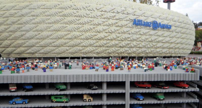 Il propose de louer son balcon pour un match… on lui propose une voiture en échange