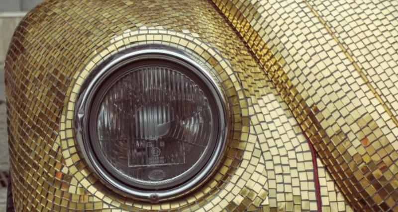 Ce SUV peint avec… de l’or véritable