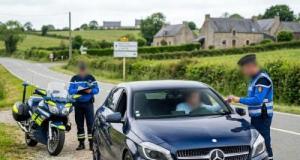 Flashé à 171 km/h au lieu de 110 en permis probatoire, il était « en retard au travail » : son excuse n’a pas convaincu… adieu le permis, Mercedes en fourrière