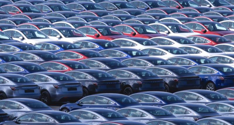  - 50 000 voitures Tesla invendues sur un parking, voici ce que ça donne