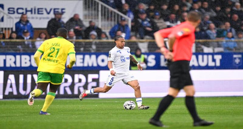  - Ligue 1 : Auxerre et Nantes se neutralisent dans le match de la peur