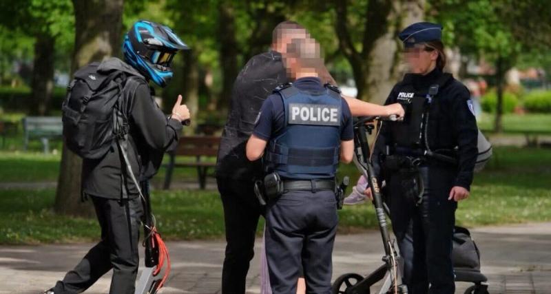 Il n'a que 14 ans mais il fonce déjà à 111 km/h sur une trottinette électrique, soit plus de 4 fois la limite légale fixée à 25 km/h