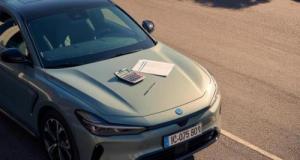 Voiture hybride : comment bien financer son achat en 2026 selon le type de motorisation ?