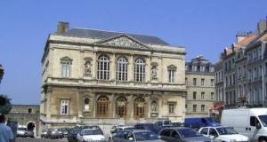 Il vend une voiture qui ne lui appartient pas... Il finit là où il ne voulait pas