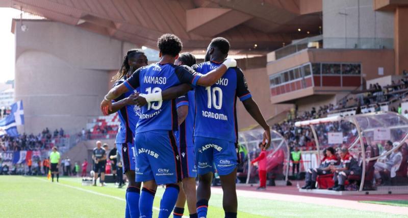  - Ligue 1 : Monaco au bord du gouffre, Auxerre frappe fort à la pause !