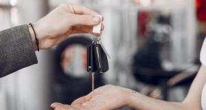 Ils pensent avoir vendu leur voiture… mais continuent de recevoir des contraventions : la facture grimpe chaque jour