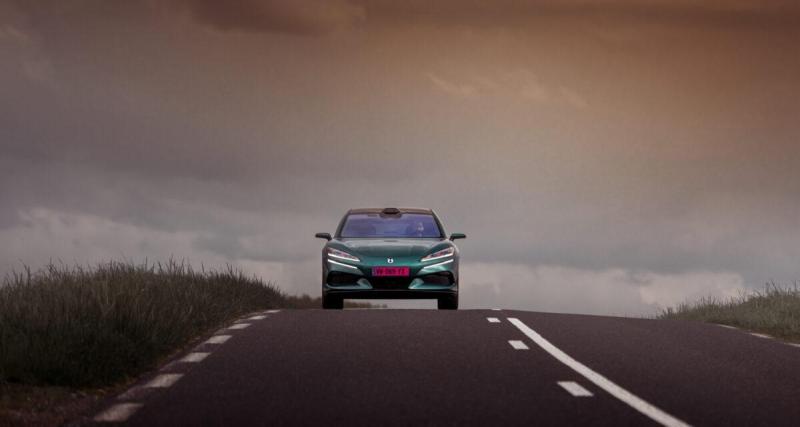 Essai Denza Z9GT : l'ivresse du pouvoir