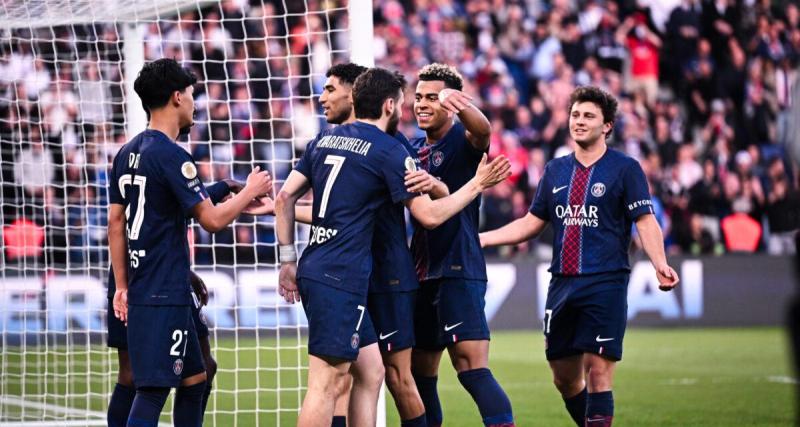  - VIDÉO - PSG-Nantes : Paris s'impose tranquillement grâce aux chefs-d'œuvre de Doué et Kvarastkhelia