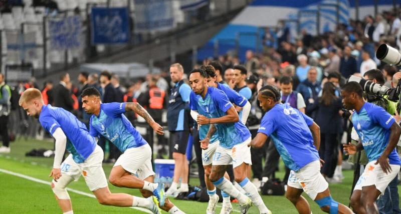  - "Droit dans le mur !" : les supporters marseillais déploient plusieurs banderoles hostiles en marge du match OM-Nice