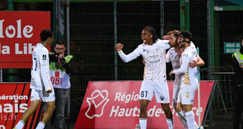  - Ligue 2 : Dunkerque pulvérise Boulogne-sur-Mer dans un derby au scénario fou