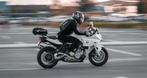 Plaque d'immatriculation, un flou juridique sur ce point particulier ?