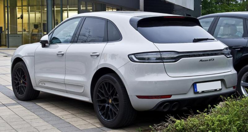  - Flashé en excès de vitesse en Porsche Macan, le conducteur réserve bien d'autres surprises aux gendarmes