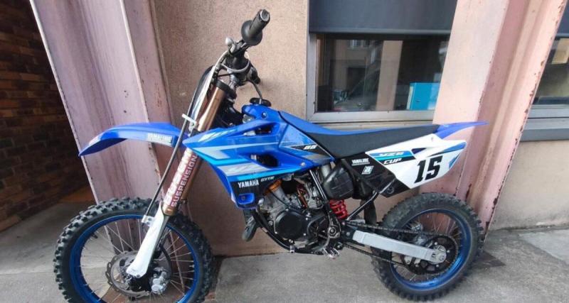  - Refus d'obtempérer en moto cross non homologuée : il prend la fuite et échappe aux policiers, mais son engin finit broyé sur ordre du Parquet
