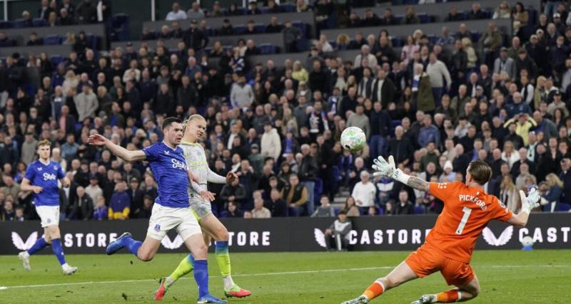  - Manchester City arrache le nul à la dernière seconde contre Everton mais laisse Arsenal prendre de l'avance