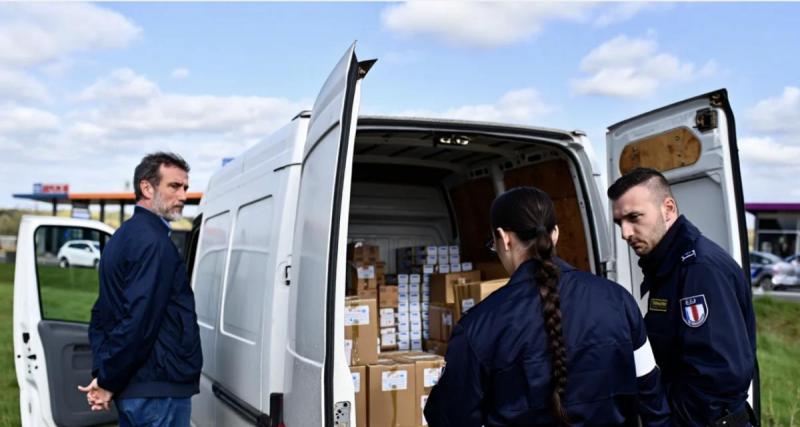  - Interpellé avec 229 cartouches de cigarettes à son bord, l’homme tentait de rembourser ses dettes