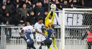 Bordeaux : fouilles abusives sur des supportrices, les Ultramarines dénonce