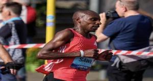 Après son record du monde au Marathon de Londres : le coureur Sebastian Sawe reçoit une voiture à plus de 53 000€ en cadeau