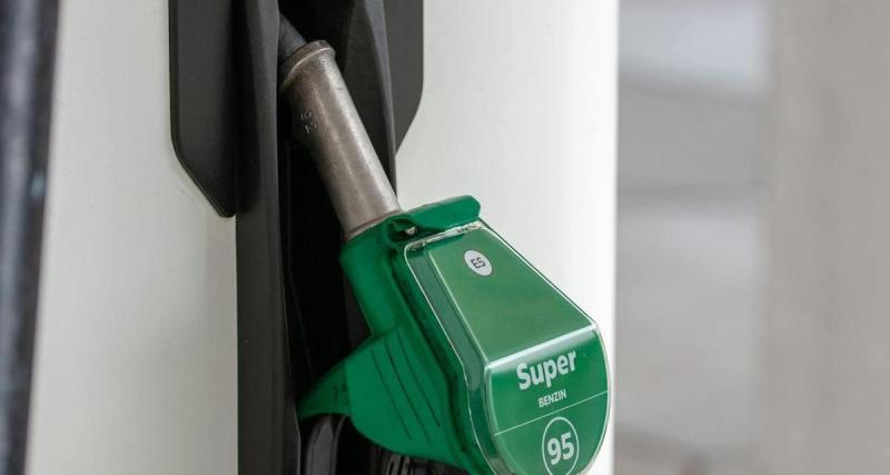  - Hausse des prix des carburants, ces professionnels manifestent leur colère