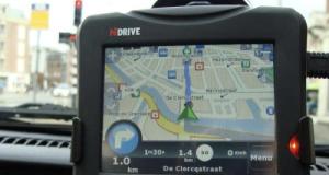 Endormi dans la voiture qu’il venait de voler : le cambrioleur retrouvé grâce au GPS