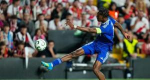 Strasbourg : Emanuel Emegha pris pour cible par la Meinau après la défaite contre le Rayo Vallecano