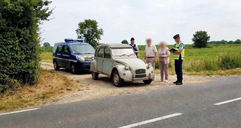 Une 2CV flashée à 141 km/h avec un couple de 71 et 75 ans à bord