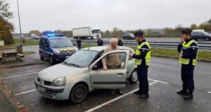 Un conducteur de 82 ans intercepté à contresens sur l'autoroute : faut-il retirer le permis à partir d'un certain âge ?