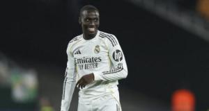 Étranger : Pas de retraite en vue pour Ferland Mendy malgré une nouvelle blessure
