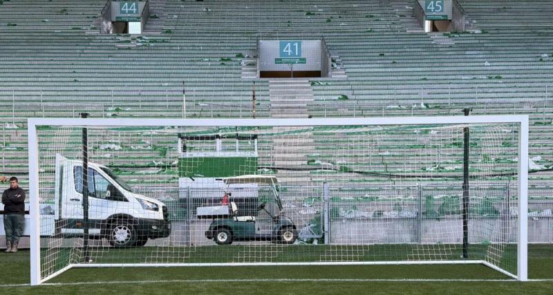  - L'ASSE installe des poteaux carrés à Geoffroy-Guichard pour le match des héros !