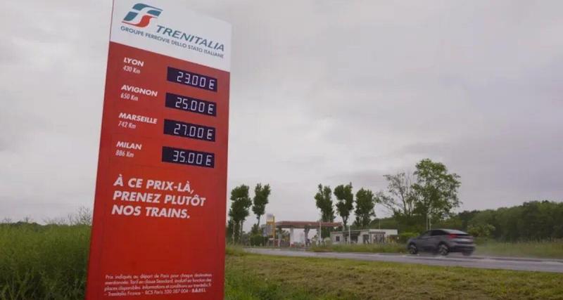 Un totem pour afficher les prix des trains, cette compagnie surfe sur la crise des carburants