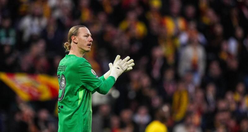 - PSG : désormais indiscutable, Safonov revient sur ses dégagements (ratés ?) contre le Bayern Munich