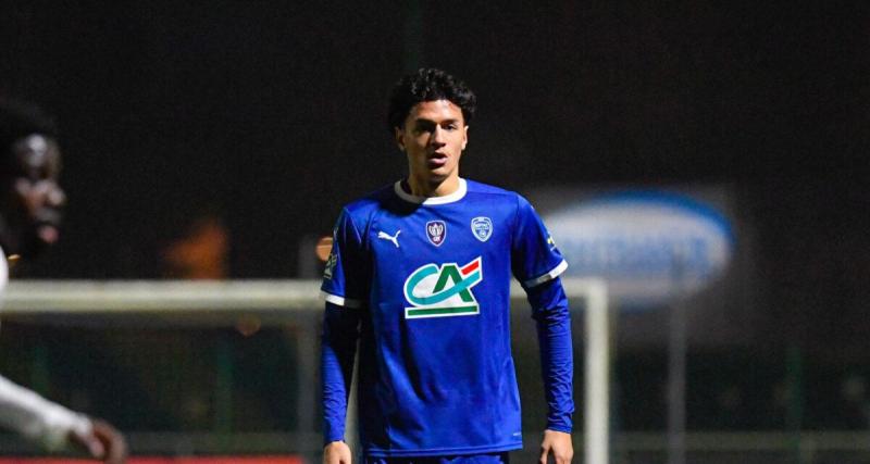  - Troyes : promu en Ligue 1, l'ESTAC officialise une vague de premiers contrats pros